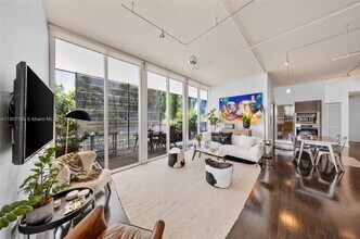 Building Photo - 1700 Meridian Ave