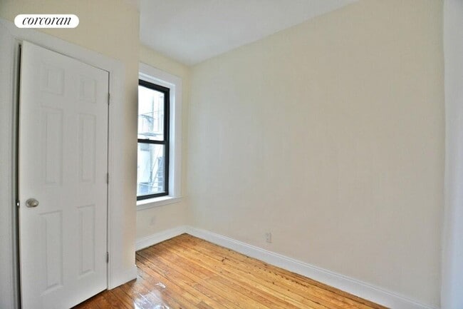 Building Photo - 505 W 122nd St