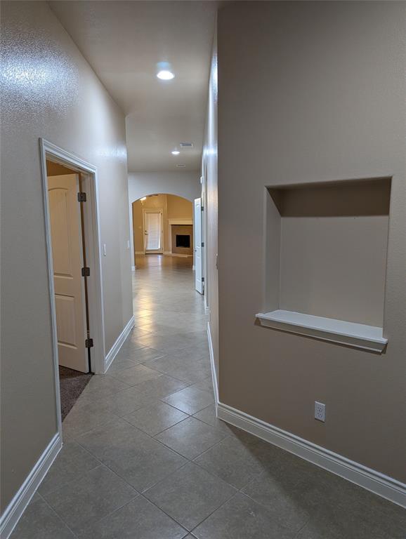 Building Photo - 313 Summer Pointe