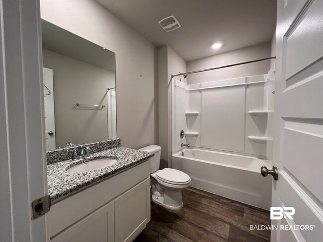 Building Photo - 23904 Songbird Dr