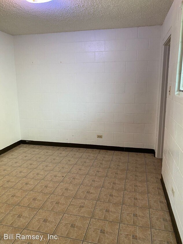 110 Lakeview Cir, Wahiawa, HI 96786 Room for Rent in Wahiawa, HI