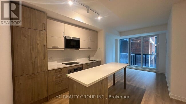Building Photo - 292-292 Verdale Crossing