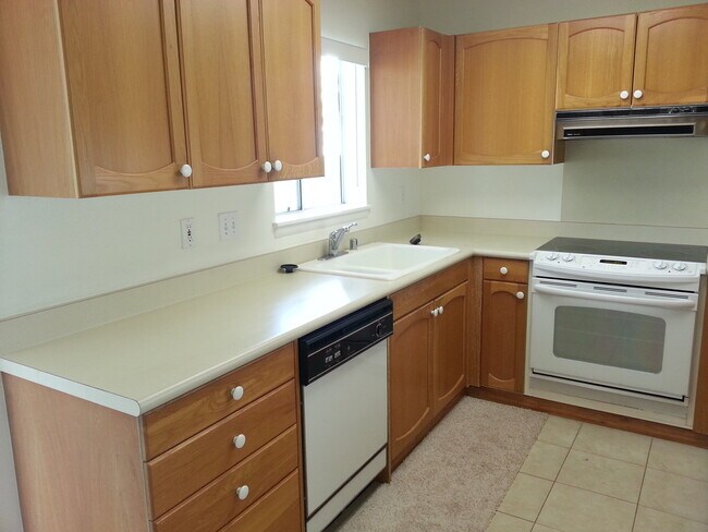 Foto del edificio - Great 3 Bedroom/ 2.5 Bathroom Single Family Home in Waikele  *First showing on Monday, February 1...