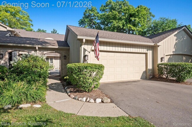Foto del edificio - 1125 Meadowglen Ct