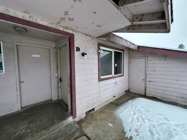 Building Photo - 4185 Bristol Court #D