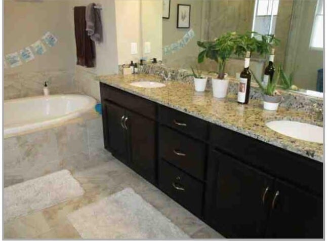 Building Photo - 2102 Summerlin Ln