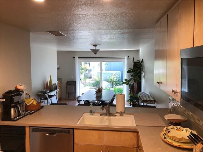 Foto del edificio - 3445 Hollow Brook Cir