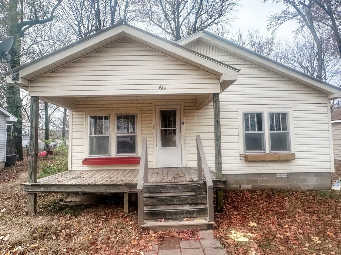 612 Magnolia Dr, Paragould, AR 72450 House Rental in Paragould, AR