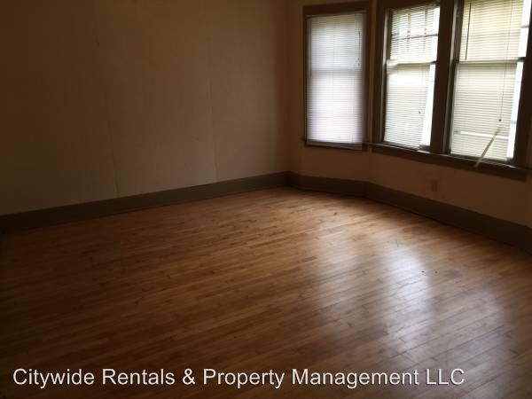 Building Photo - 1206 N 46th St