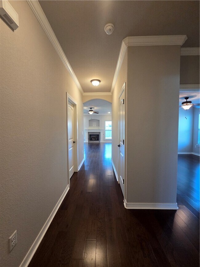 Foto del edificio - 404 W Gillian Ave