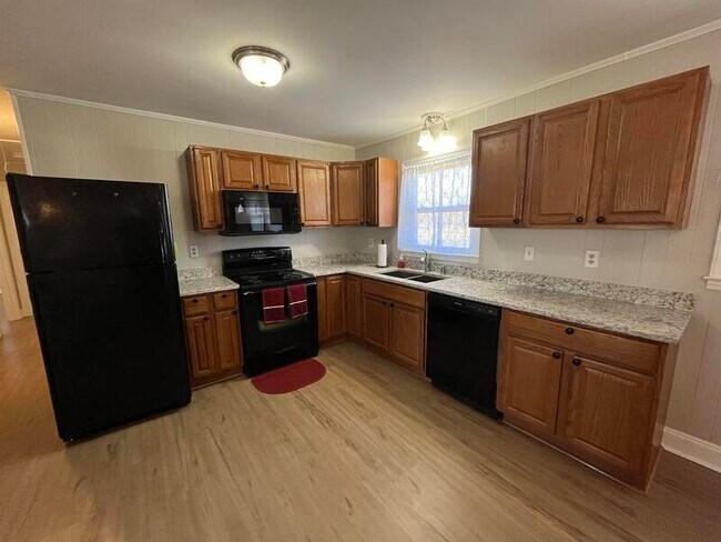 Foto del edificio - 2920 Austin Chaney Rd