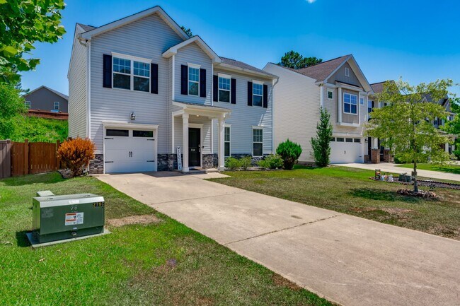 Foto del edificio - House In The Charming Neighborhood of Lake Carolina
