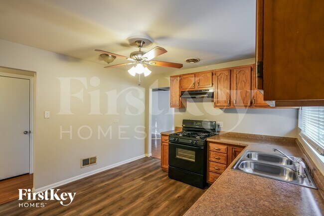 Foto del edificio - 3906 214th St