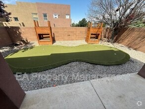 Building Photo - 927 Tieran Ct NE