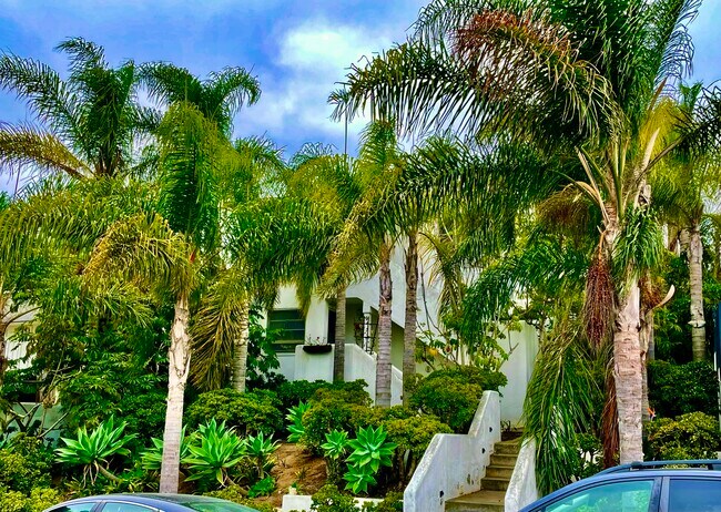 Foto del edificio - 4313 Mentone St