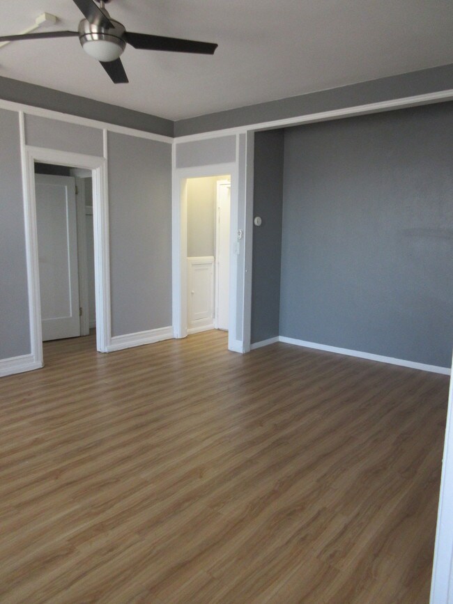 Building Photo - 1275 Westchester Pl