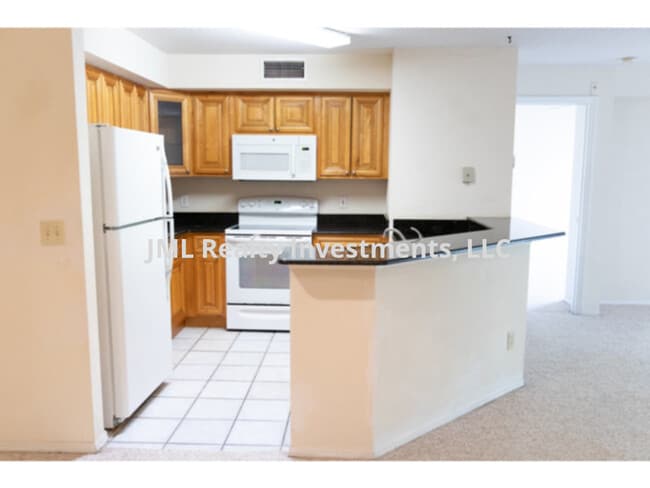 Building Photo - 2 bedroom 2nd story Condo in the Gate Bona Vista Community of Altamonte