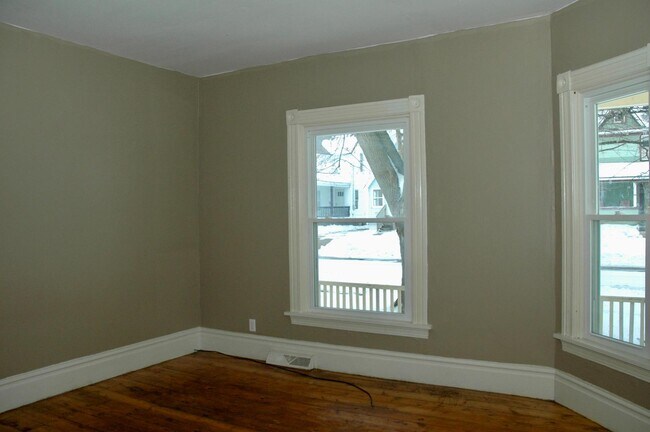 Foto del edificio - 1335 Ashland Ave NE