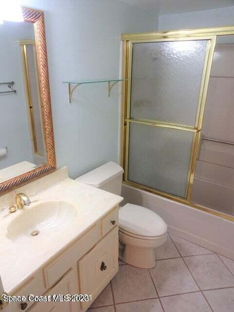 Foto del edificio - 2275 Golf Isle Dr