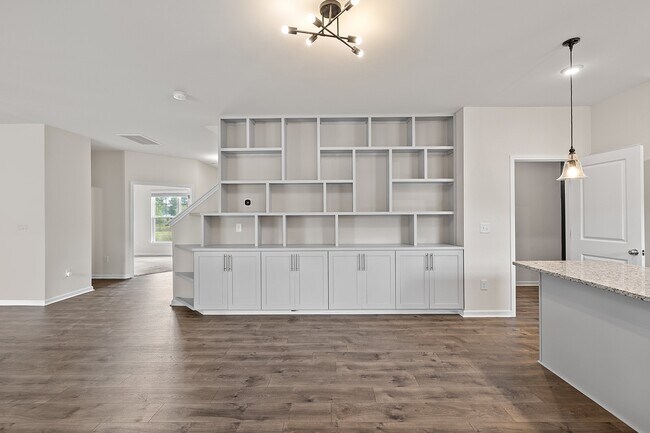 Building Photo - 3005 Highwater Dr