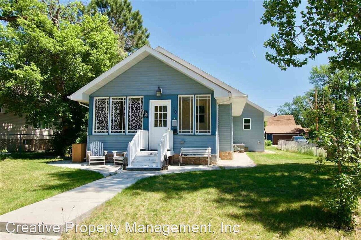 Primary Photo - 5 br, 2.5 bath House - 10 8th St NW