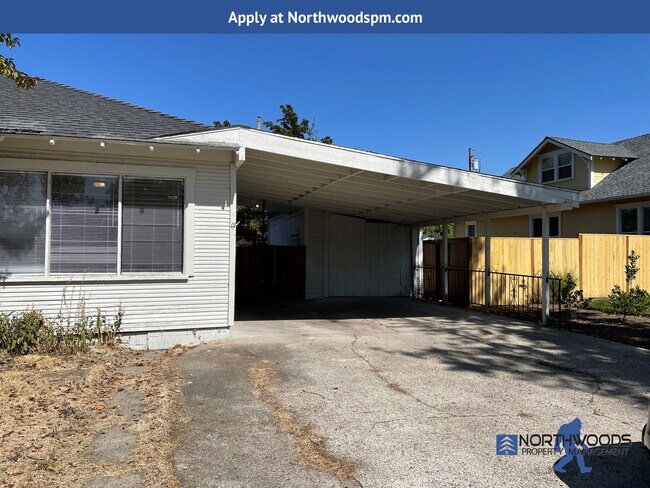 Foto del edificio - Charming 2 Bedroom 2 Bathroom Home