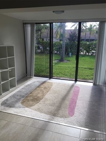 Foto del edificio - 21248 Harbor Way