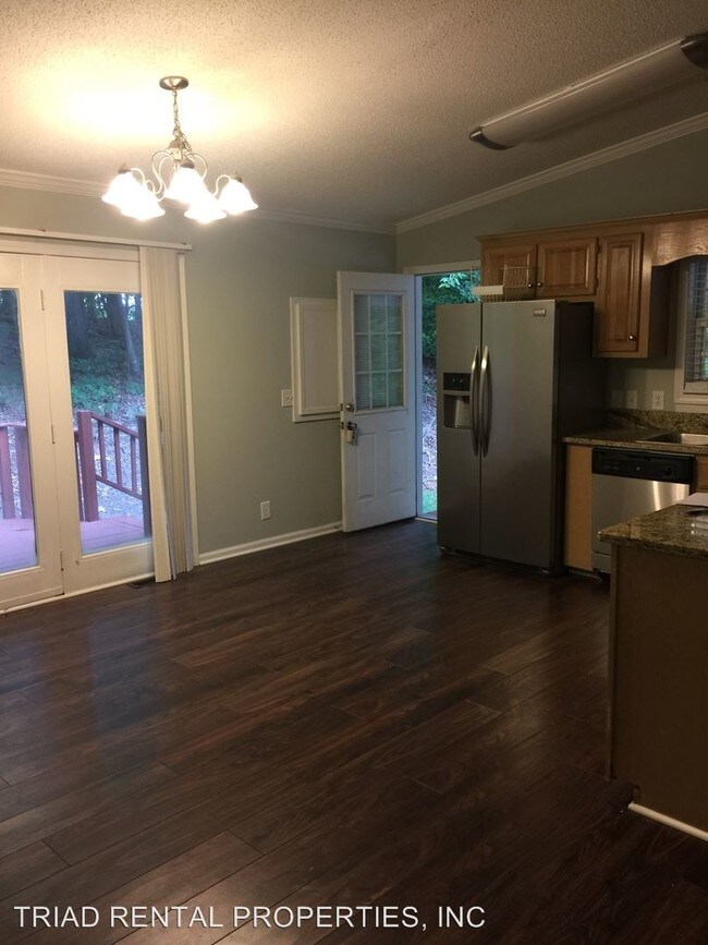 Building Photo - 3 br, 2 bath House - 1534 GOPHER WOODS RD