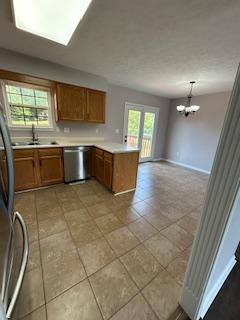 Building Photo - 407 Bertha Way