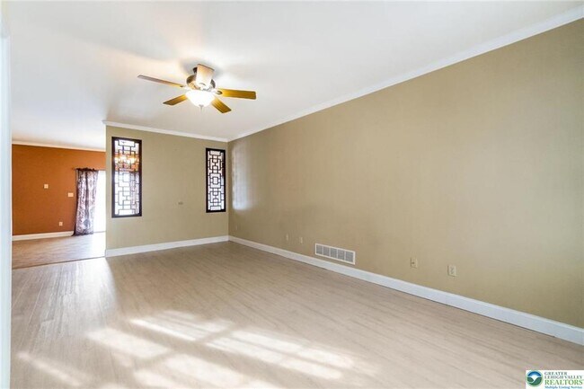 Foto del edificio - 537 Kemmerer Ln