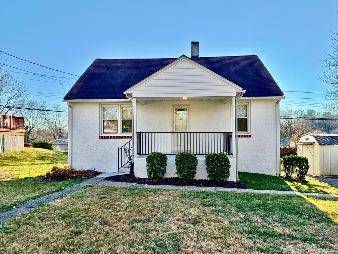 Primary Photo - 2909 Duncan Ln