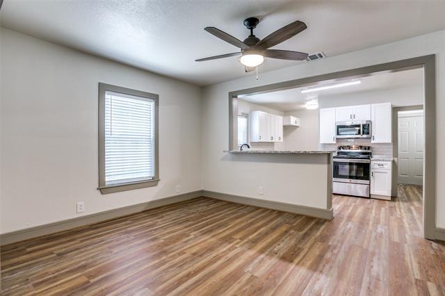 Building Photo - 500 N Pine St