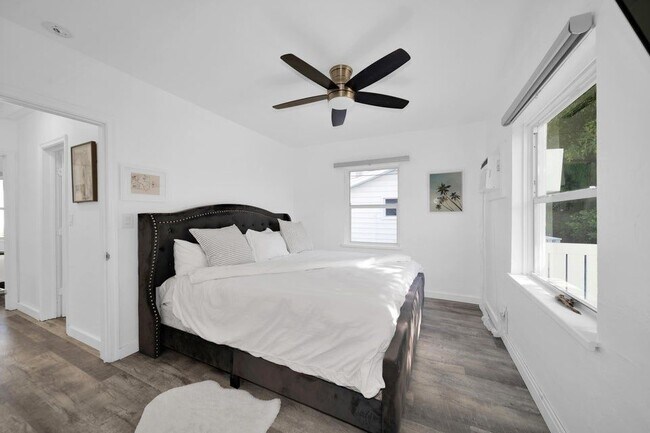 Foto del edificio - 2317 N Ocean Blvd