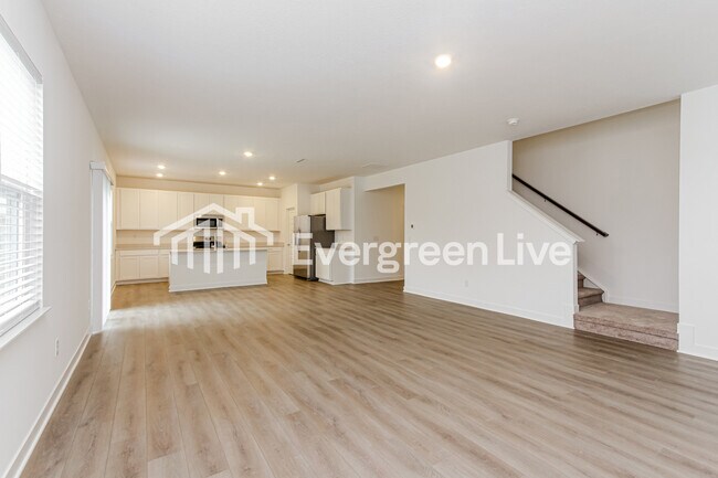 Building Photo - 852 Penrose Pl