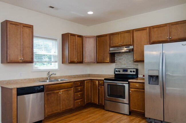 Foto del edificio - 705 3rd Ave Ext