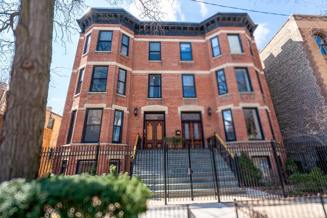 Building Photo - 2208 N Sedgwick St