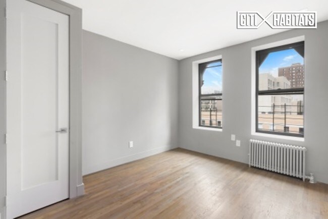 Building Photo - 124 E 117th St