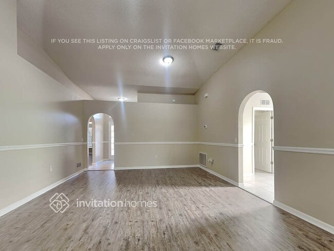 Building Photo - 3055 Elbib Dr