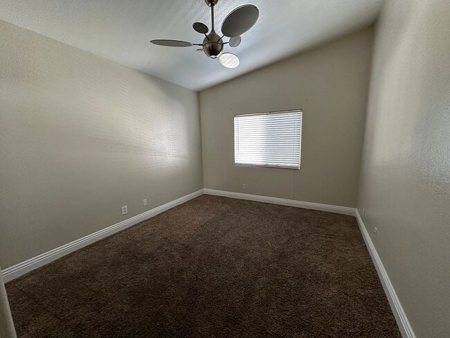Foto del edificio - 2153 Jasper Bluff St