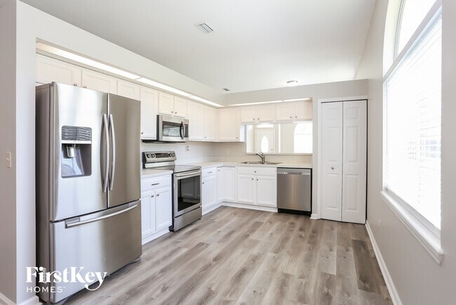 Foto del edificio - 3407 Guernsey Ct