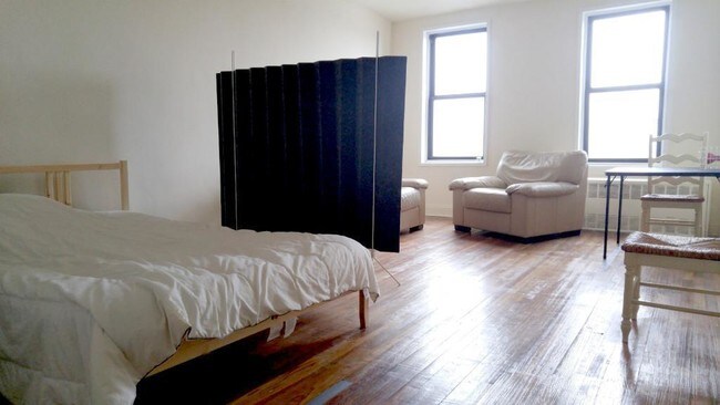Foto del edificio - 180 Beach 117th St