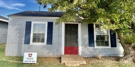 Building Photo - 1809 Wausau Ave