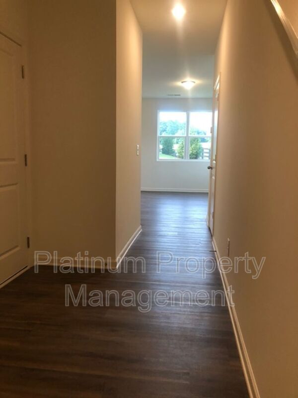 Foto del edificio - 202 Grand Central Wy