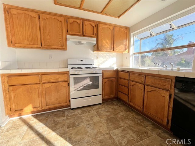 Foto del edificio - 34759 Lockwood Dr