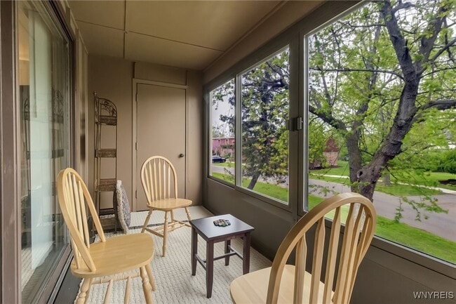 Building Photo - 130 Groton Dr