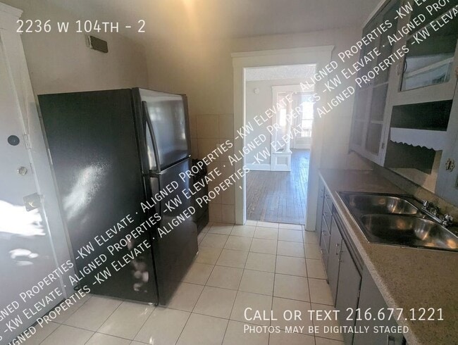 Foto del edificio - 2236 W 104th St