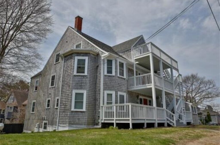 Primary Photo - 212 Hesperus Ave