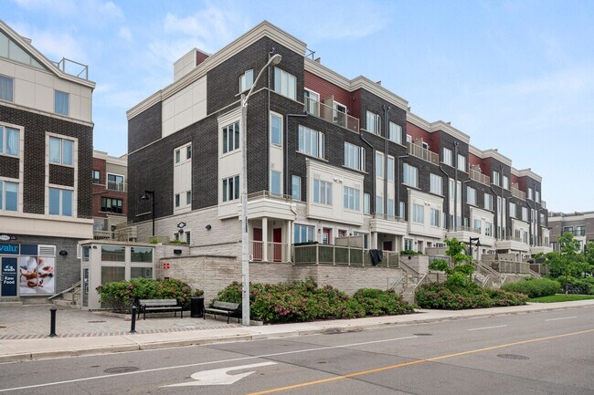 Photo du bâtiment - 100 Long Branch Ave