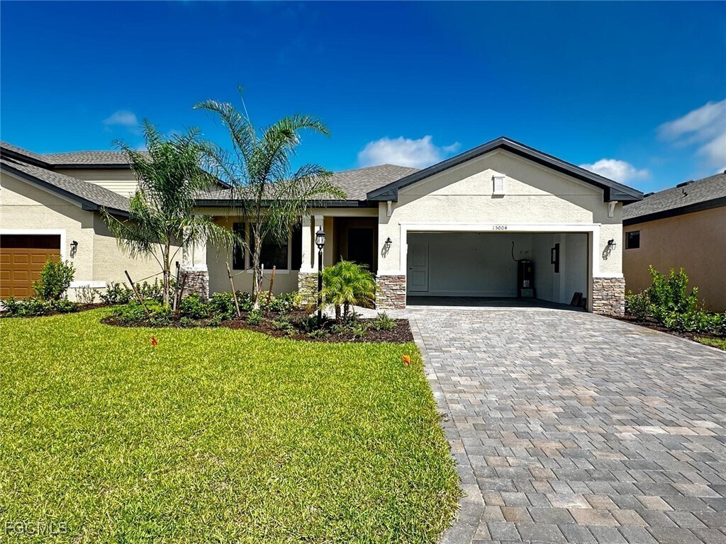 Primary Photo - 15004 Palamos Cir