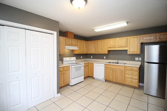 Building Photo - Don’t Miss This Milton Duplex — 2BR/2BA Brick Home with Garage, Walk-In Closet, Open Living Space...